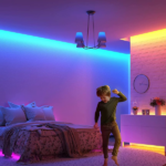 סרט לד צבעוני 5 מטר משנה צבעים RGB עמיד במים כולל שלט אלחוטי