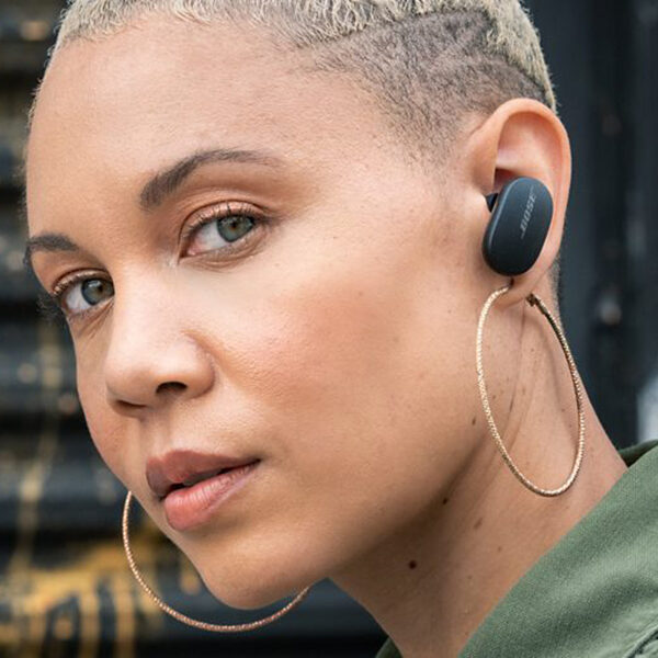 אוזניות Bose QuietComfort אלחוטיות עם סינון רעשים מובנה שחור