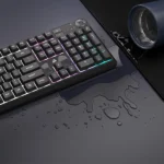 מקלדת גיימינג Corsair K55 Core שחור עם תאורת Rgb עוצמתית וכפתורי מדיה ייעודיים