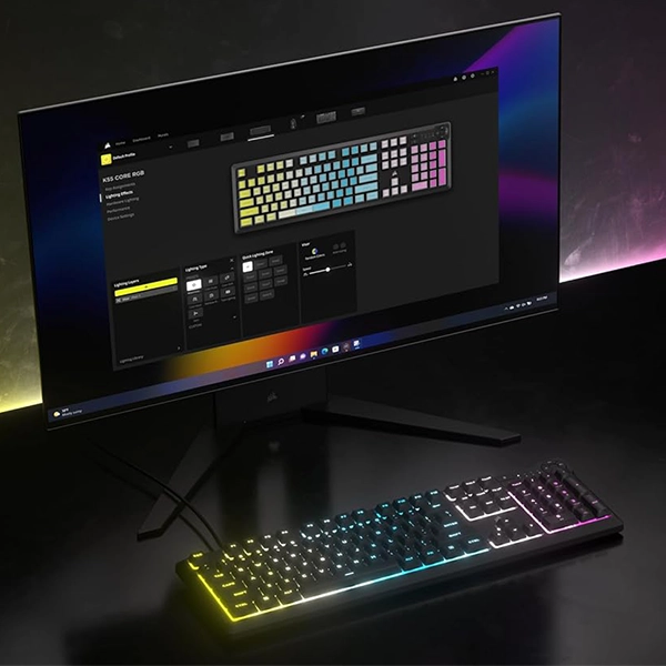 מקלדת גיימינג Corsair K55 Core שחור עם תאורת Rgb עוצמתית וכפתורי מדיה ייעודיים