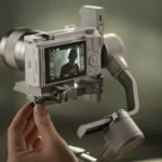 מייצב DJI RS 4 Mini Combo | גימבל קומפקטי, עוצמתי וקל במיוחד ליוצרי תוכן